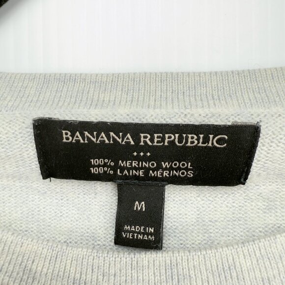 BANANA REPUBLIC 100% Merino Wool Striped Gray/Black Crewneck Sweater Size  M - Picture 3 of 7